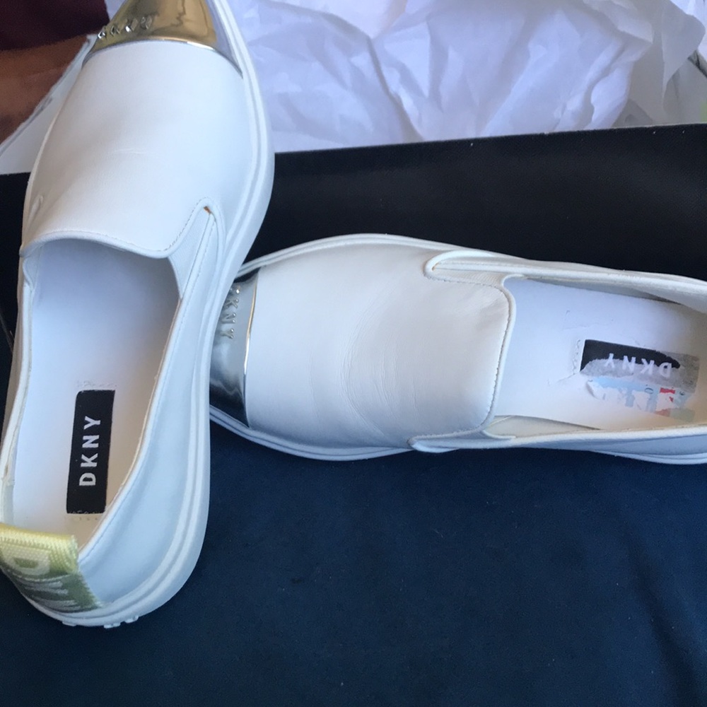 Women’s shoes